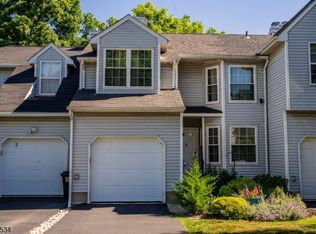 4 Delaware Ln, Branchburg Twp., NJ 08876