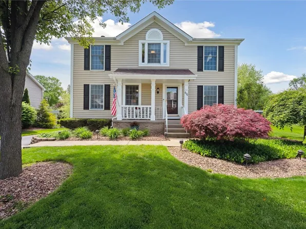 411 Pebble Creek Dr, Cranberry Township, PA 16066