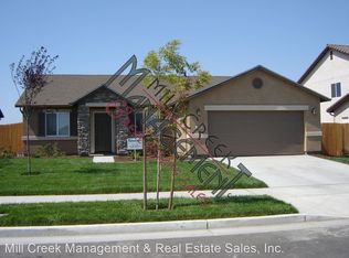2742 W Sedona Ave, Visalia, CA 93291