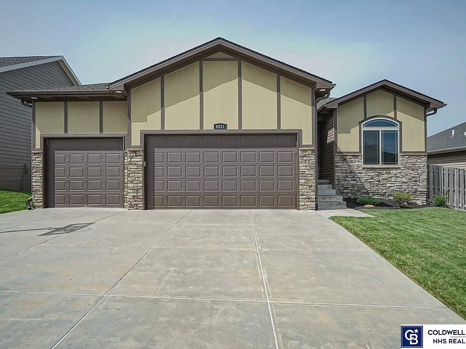 1st image of 6831 NW Tempest Dr