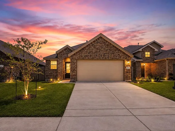 2011 Ballesteros St, Crosby, TX 77532