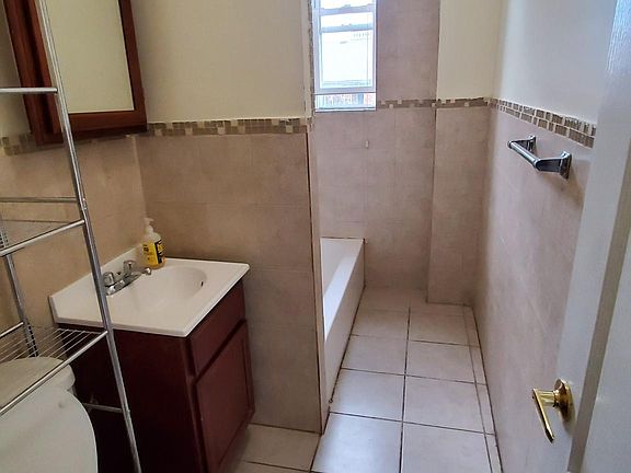 5th image of 34 Clifton Pl APT 24