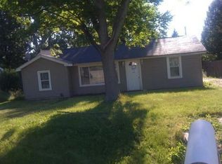 817 S Sumner Ave, Aurora, IL 60505