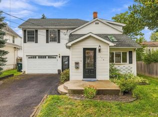118 Arend Ave, Williamsville, NY 14221