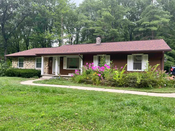6932 W State Road 48 Rd, Jasonville, IN 47438