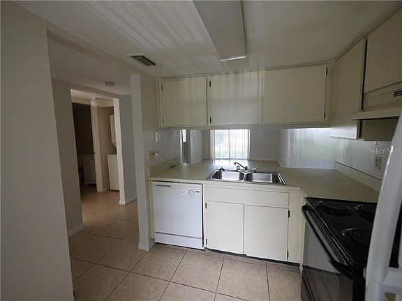 5th image of 5031 Bordeaux Village Pl Unit 102