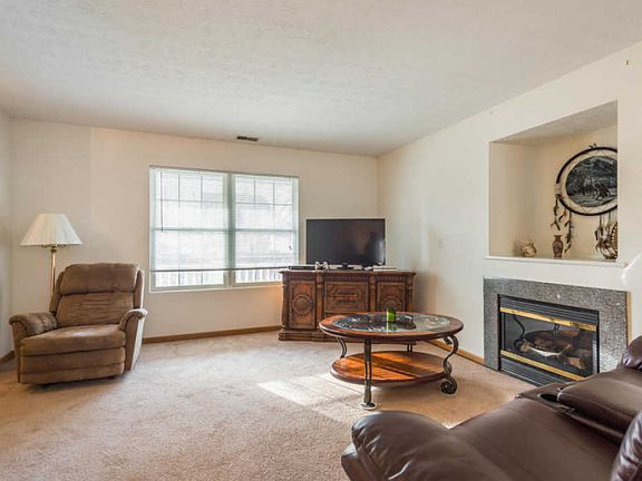 5th image of 6210 Maravian Dr