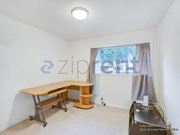 17815 8th Ave NE — Photo 9