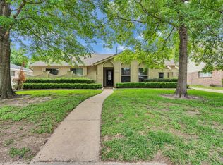 2811 Quincannon Ln, Houston, TX 77043