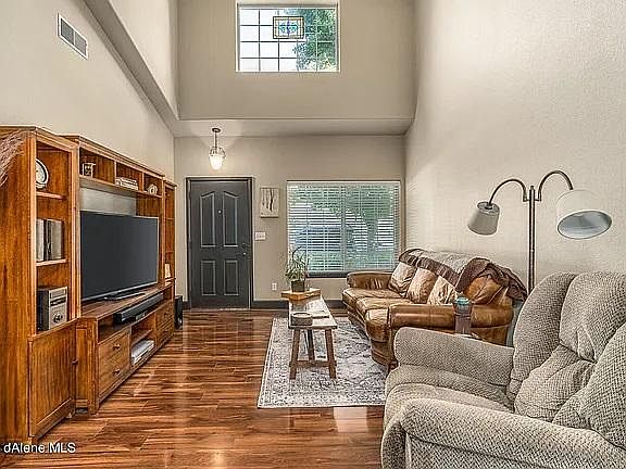 Entry & Living room