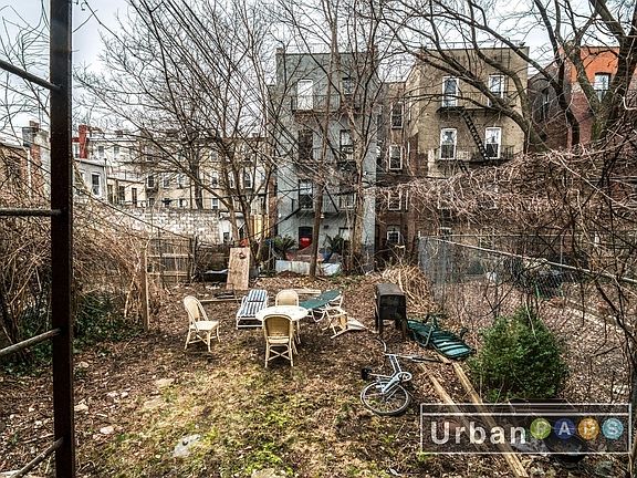 3rd image of 673 Sterling Pl #1B