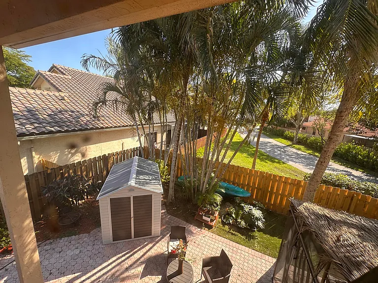 1728 Shoreside Cir — Photo 46