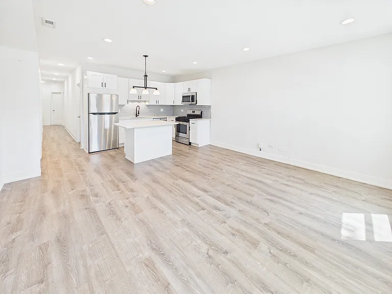 2725 N Drake Ave #1 — Photo 2
