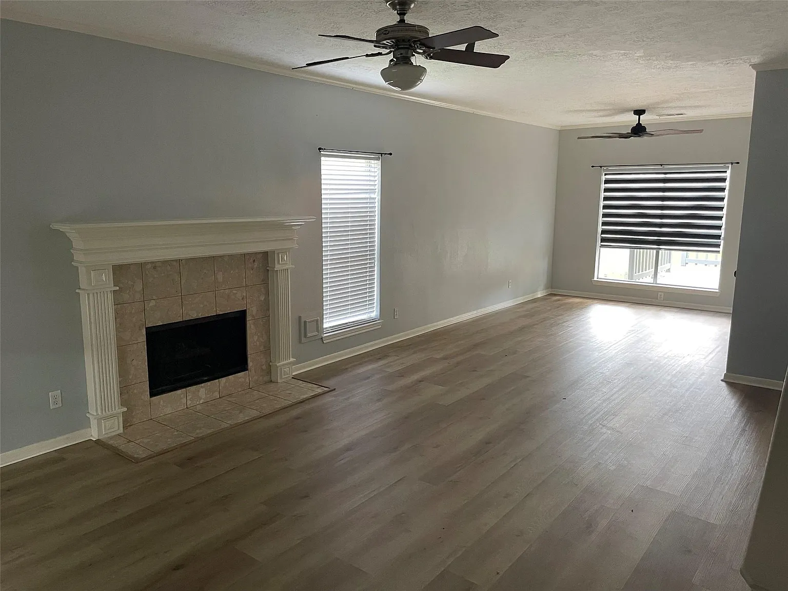 3 bed, 2.5 bath, 2124 sqft, $1,950 — Photo 4