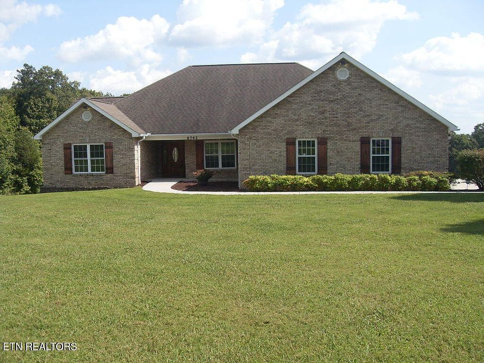 1st image of 6742 Ridgeview Rd