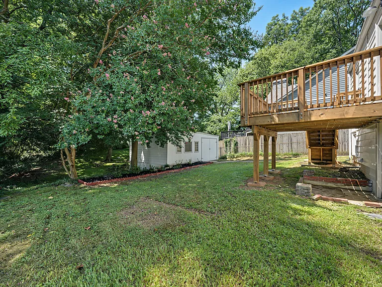 804 Berkeley Ave NW — Photo 21