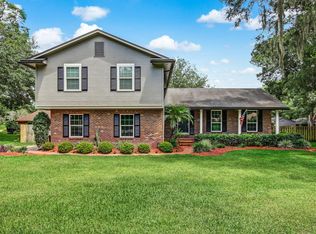 11050 Creekview Dr, Jacksonville, FL 32225