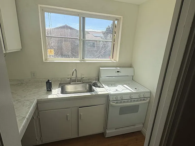 9473 Juniper St — Photo 6