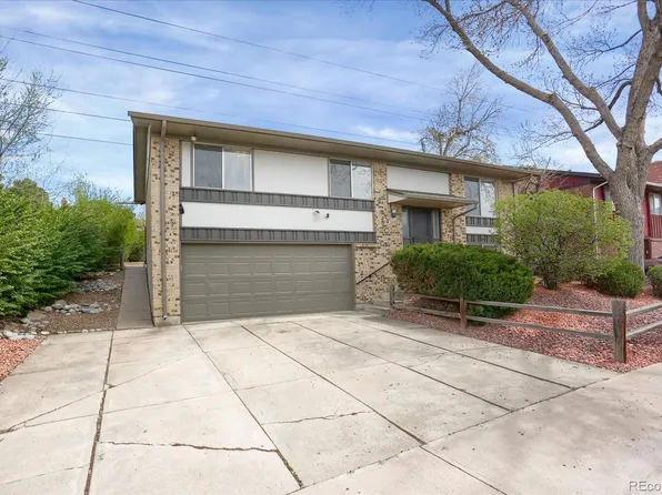 3070 S Roslyn Street, Denver, CO 80231