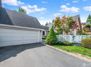 10057 Wallingford Ave N #12, Seattle, WA 98133