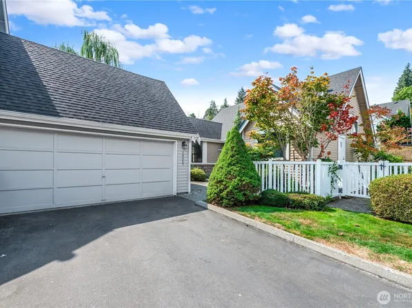 10057 Wallingford Avenue N #12, Seattle, WA 98133