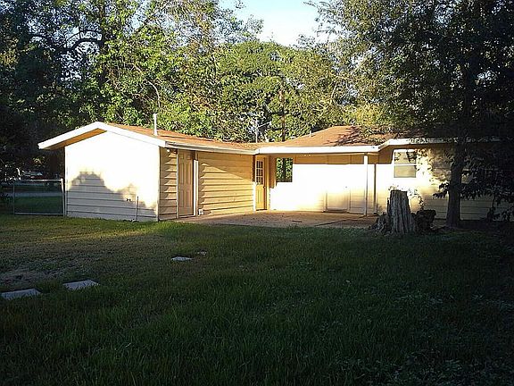 3rd image of 4301 California Ave