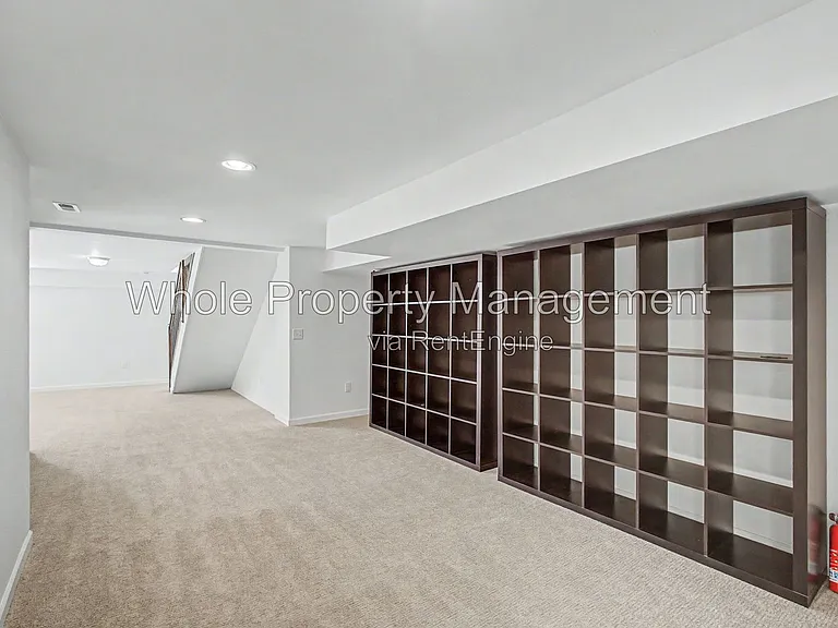 3211 S Cherokee St — Photo 29