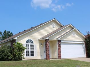 1004 W 22nd St, Claremore, OK 74017