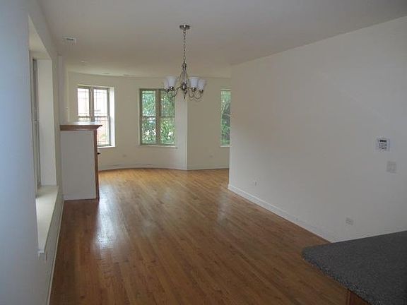 4th image of 6224 S Dorchester Ave APT 2