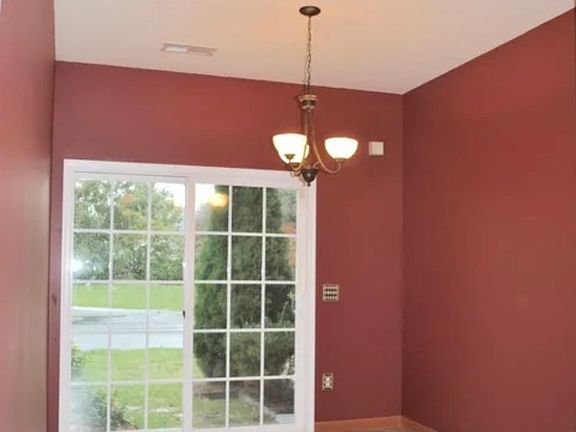 3rd image of 302 Leontyne Pl