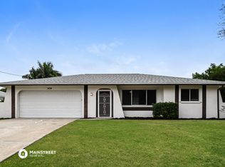 1434 SE 19th Ln, Cape Coral, FL 33990