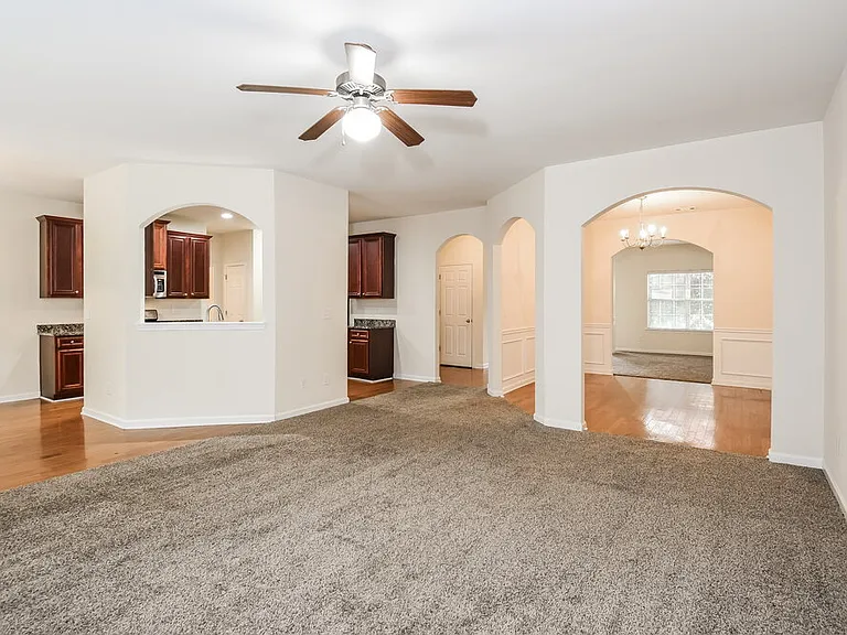 4740 Hopewell Manor Dr — Photo 4