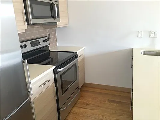 Rented by David Francis New York LLC | media 64