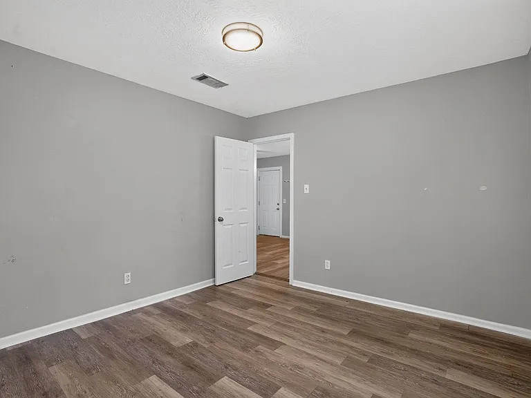 2827 Bobville Rd — Photo 19