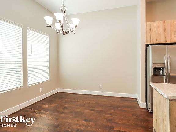 4th image of 9422 Glenfield Ct