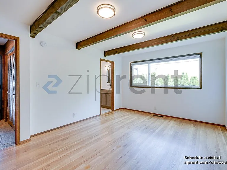 4110 44th Ave SW — Photo 13