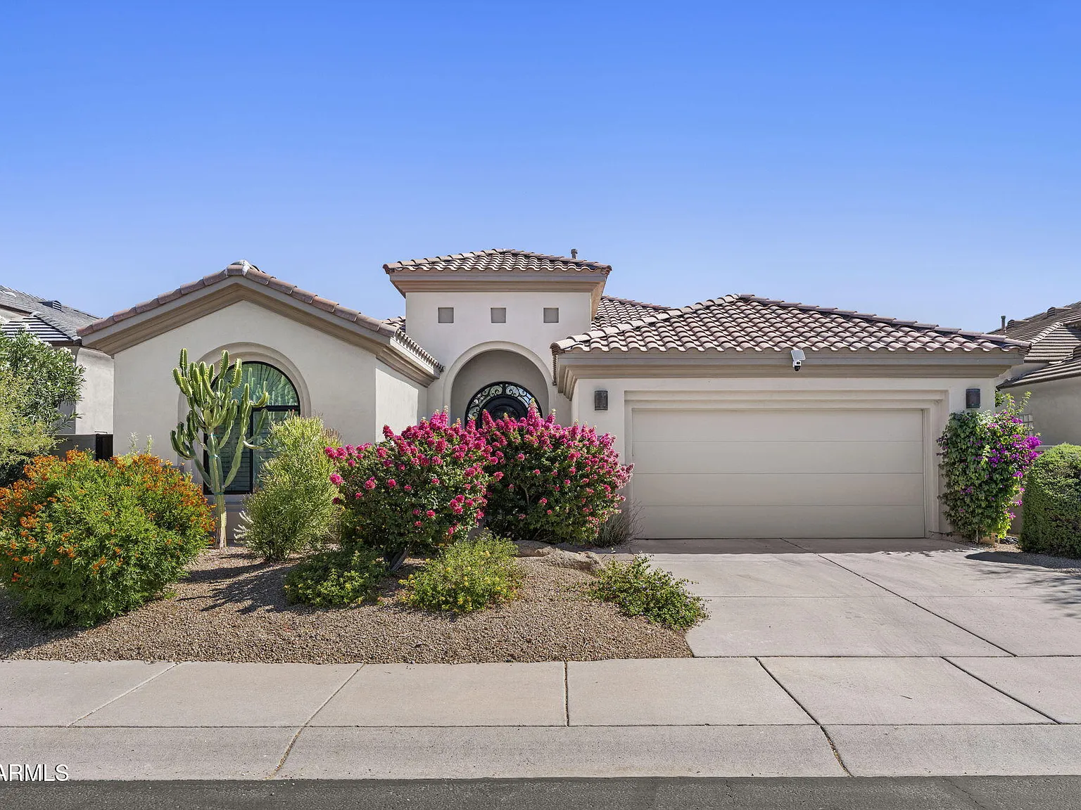 3 bed, 2.5 bath, 2624 sqft, $11,000 — Photo 1