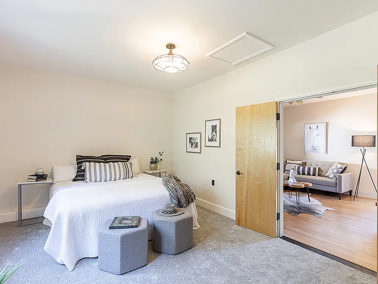 525 Keyes Ave — Photo 41