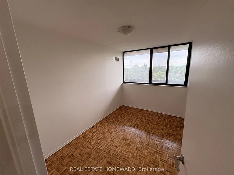 2720 Windwood Dr #606 — Photo 14