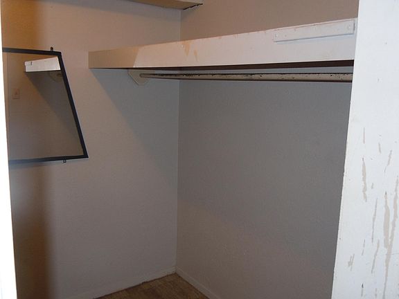 3rd image of 15 N Monroe St APT C