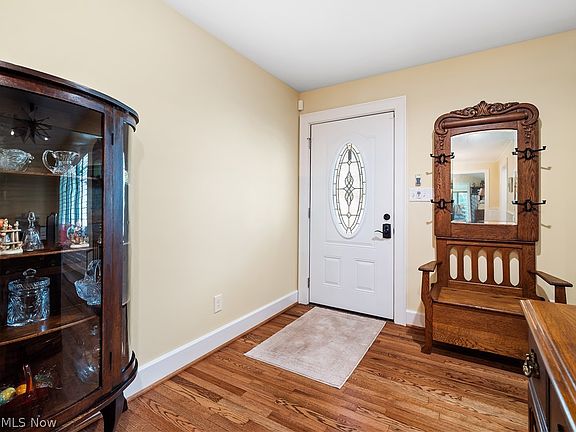 2nd image of 21345 Hilliard Blvd