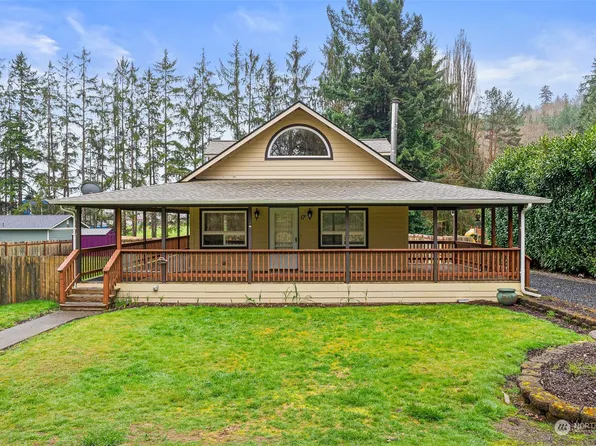 17 Maple Leaf Street, Raymond, WA 98577