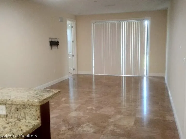2351 Lakeview Dr #A — Photo 9