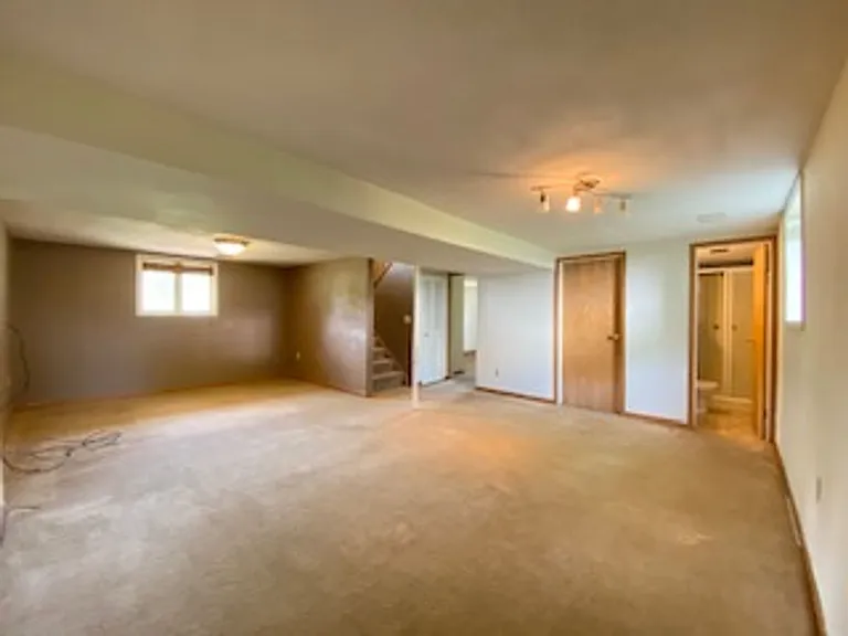2637 Frances Ave — Photo 26