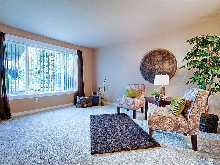 7552 206th Pl NE — Photo 3