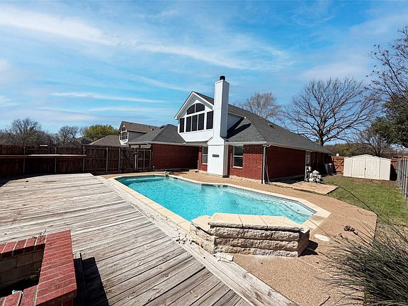 5th image of 1711 Kennedy Dr