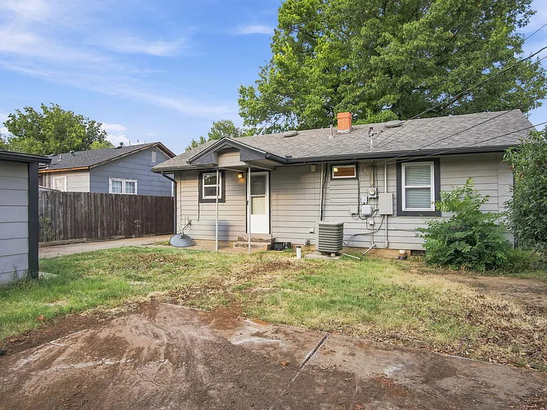 4705 S Hudson Ave — Photo 23
