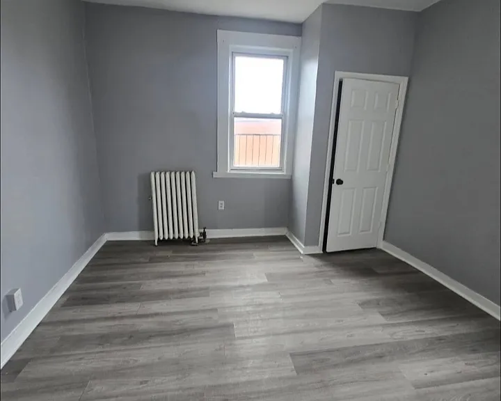 237 Littleton Ave #11 — Photo 4