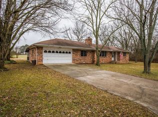725 W Laura Lee St, Fayetteville, AR 72701