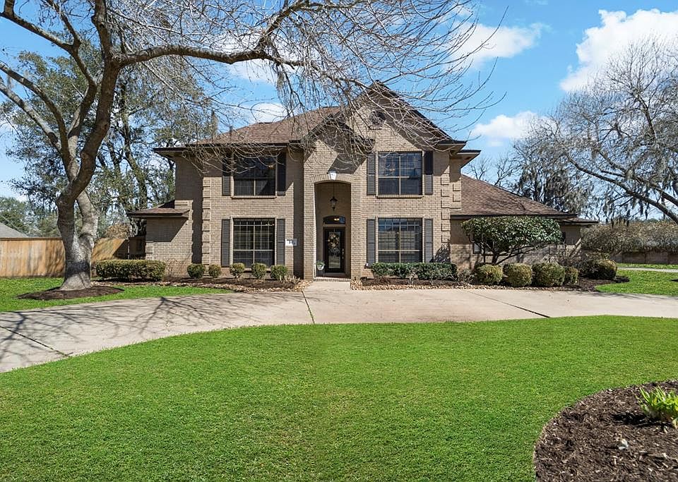 1st image of 59 Chesswood Ct